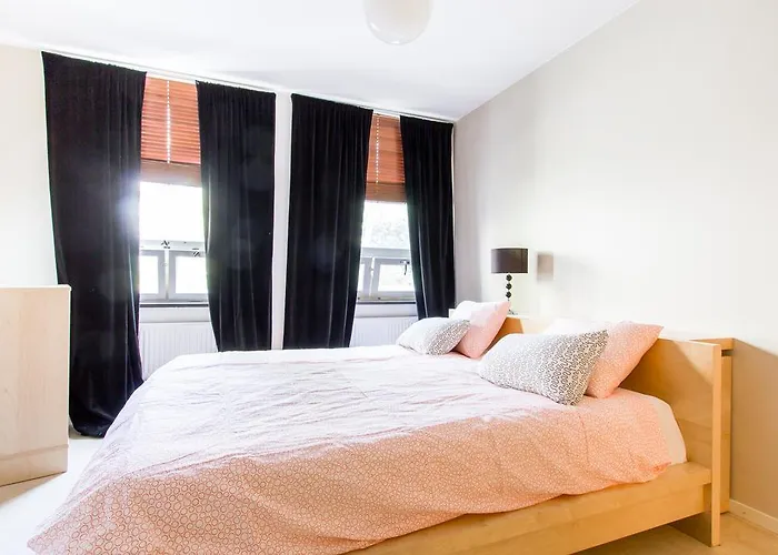 Spacious 3 Bedroom Apartment
