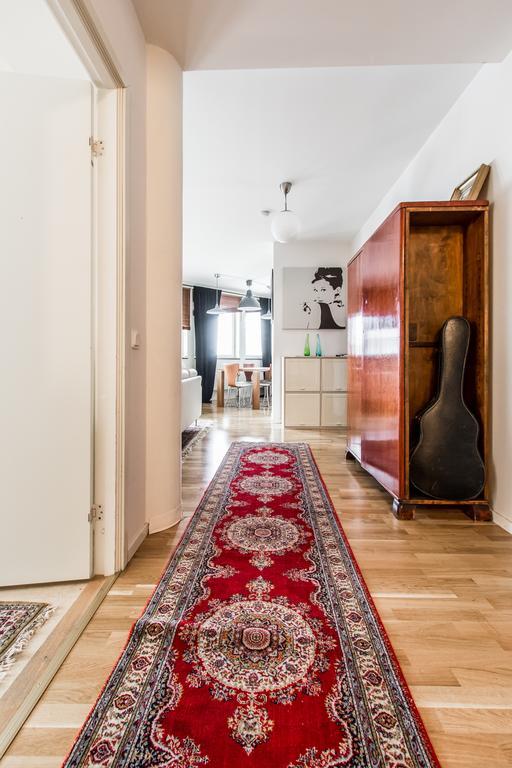 Spacious 3 Bedroom *