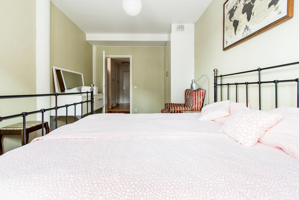 Spacious 3 Bedroom *